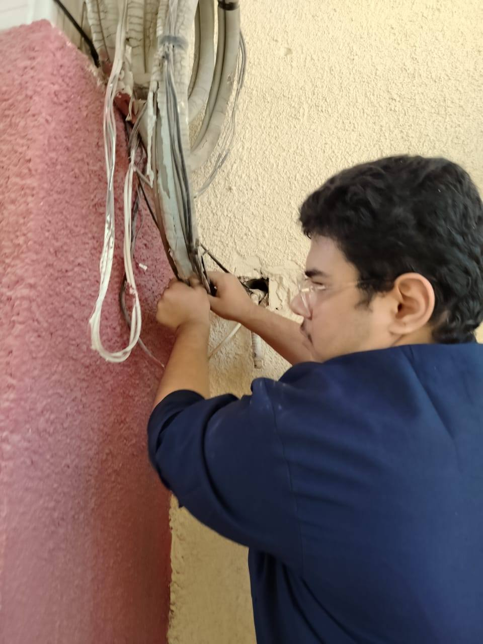 ورشة التكييف والتبريد